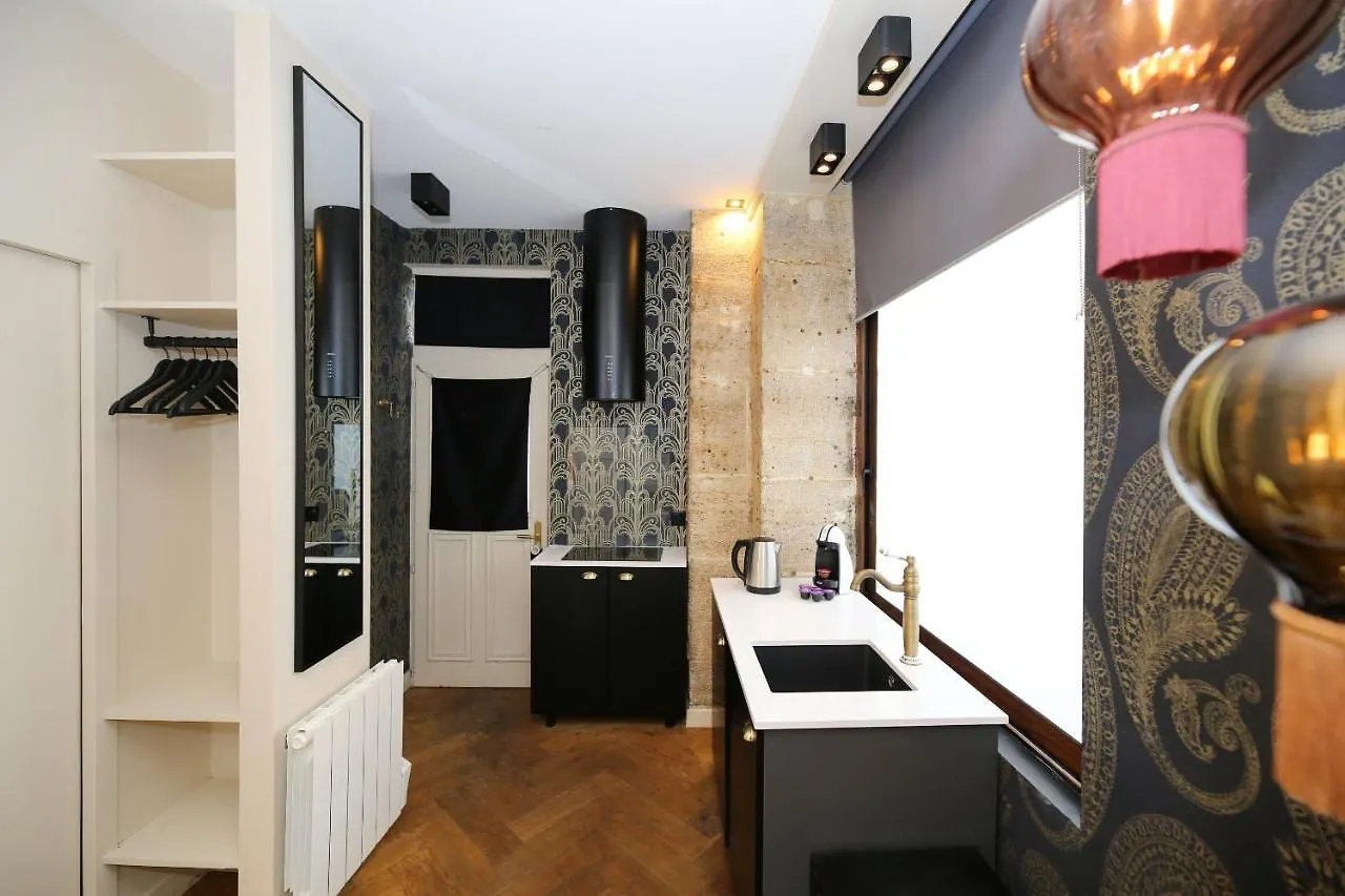 Apartment Studio Cosy Proche Tour Eiffel - Paris 15 -2P - Flat-Guest